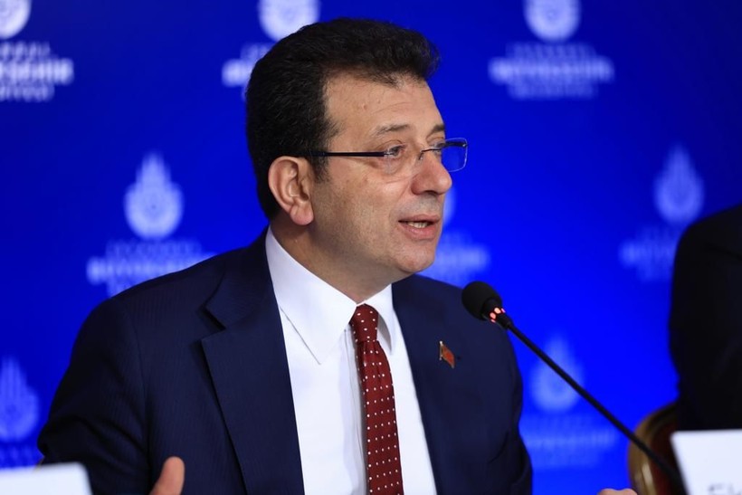 İBB Başkanı Ekrem İmamoğlu ulaşım zammı ile ilgili soruyu yanıtsız bıraktı! - Resim: 3