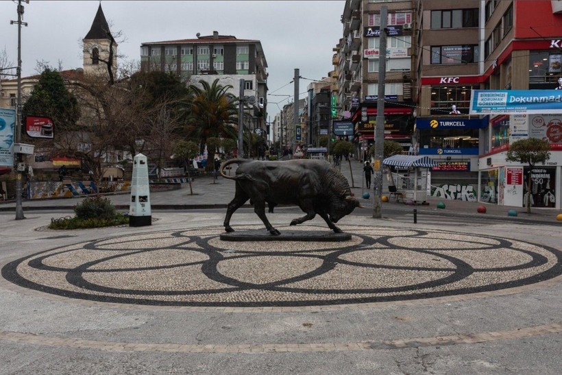 İstanbul'da yılbaşında hangi yollar trafiğe kapatılacak? Valilik, tek tek açıkladı - Resim: 7