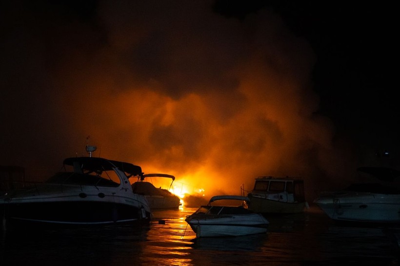 Kadıköy Caddebostan'da 6 tekne alevlere teslim oldu - Resim: 3