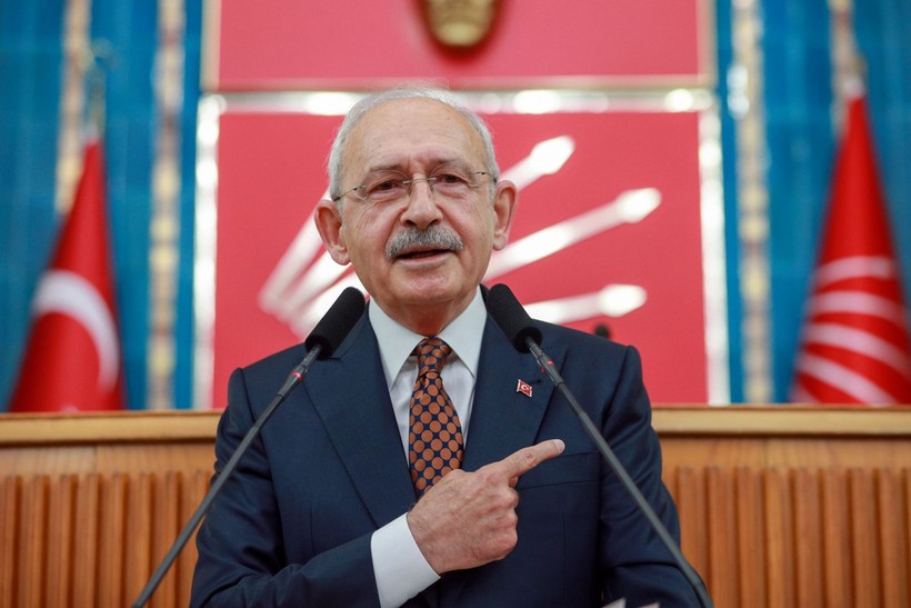 CHP Genel Başkanı Kemal Kılıçdaroğlu'ndan Ankara'da öldürülen Sinan Ateş için açıklama: Bu işten ne kadar pis kokuların geldiğinin de farkındayız - Resim: 16