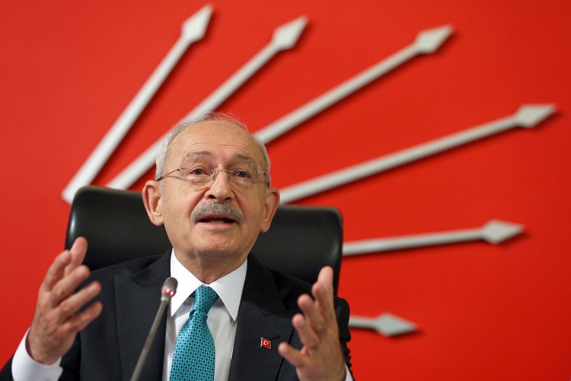 CHP Genel Başkanı Kemal Kılıçdaroğlu'ndan Ankara'da öldürülen Sinan Ateş için açıklama: Bu işten ne kadar pis kokuların geldiğinin de farkındayız - Resim: 22