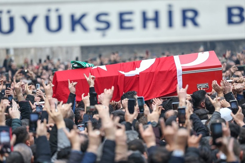 Ankara'da başından vurularak öldürülen eski Ülkü Ocakları başkanı Sinan Ateş ile ilgili MHP'den ilk açıklama - Resim: 5