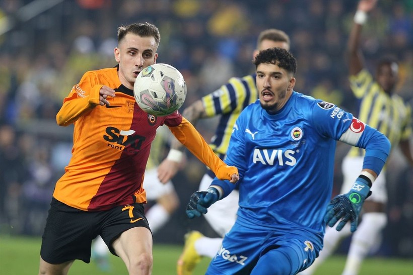 Galatasaray, Fenerbahçe'yi Kadıköy'de 3-0 yendi! İşte derbi maçtan özel kareler - Resim: 25