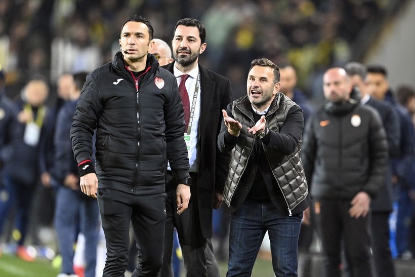Galatasaray, Fenerbahçe'yi Kadıköy'de 3-0 yendi! İşte derbi maçtan özel kareler - Resim: 48