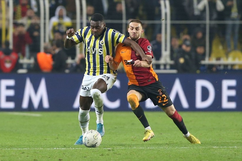 Fenerbahçe - Galatasaray derbisini spor yazarları yorumladı! Mağlubiyet Jorge Jesus'a yazar - Resim: 5