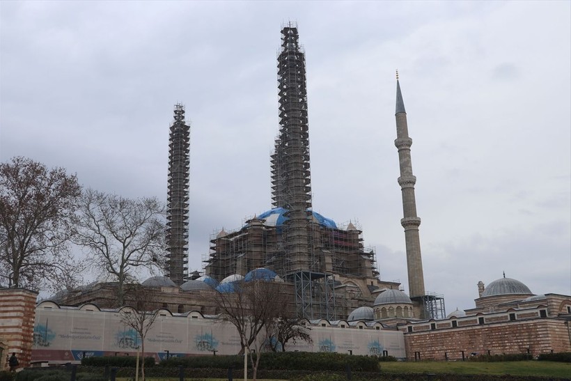 2021 yılında başlatılan çalışmalar kapsamında Edirne Selimiye Camii yenileniyor! Restorasyonu tamamlanan bölümler ibadet ve ziyarete açıldı - Resim: 1