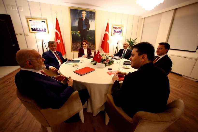 6'lı masada adaylık tartışması sürerken kulisler Kemal Kılıçdaroğlu'nu işaret etti - Resim: 5