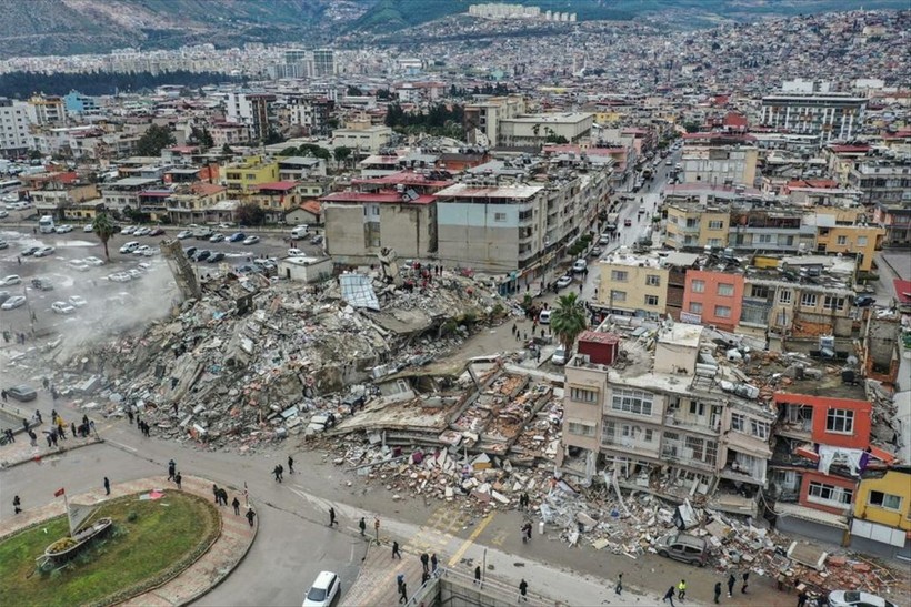 Kahramanmaraş depreminin ardından uzmanlar yorumladı: Daha büyük daha yıkıcı daha uzun süreli - Resim: 1
