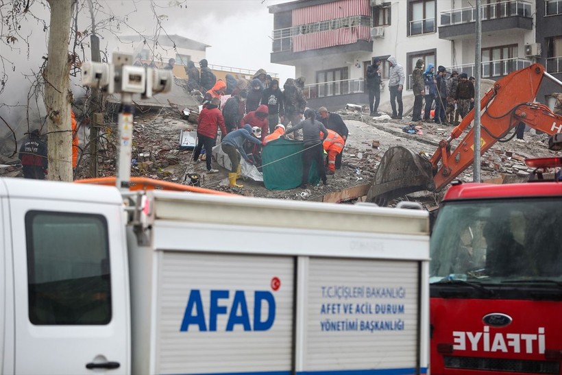 Kahramanmaraş depreminin ardından uzmanlar yorumladı: Daha büyük daha yıkıcı daha uzun süreli - Resim: 7
