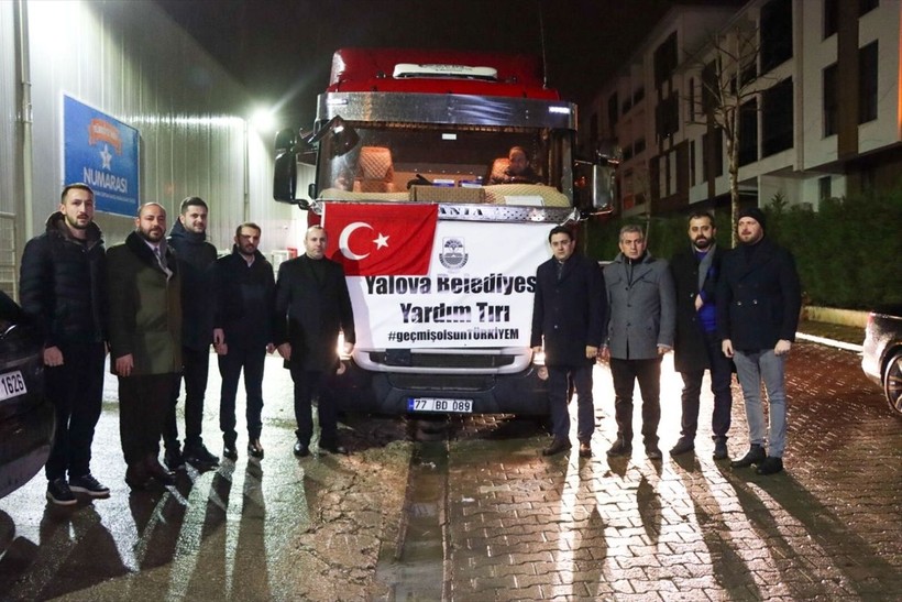 İsmi bilinmeyen bir kişi şehidinin giyemediği çorapları depremzedelere gönderdi - Resim: 6