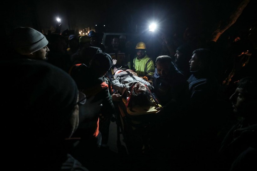 SON DAKİKA DEPREM: Kahramanmaraş merkezli depremde 3. güne girildi: Bölgeden yürek burkan fotoğraflar - Resim: 2