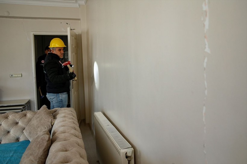 Depremin etkilediği Diyarbakır'da 195 bin konut ve iş yerinde hasar tespiti yapıldı - Resim: 4