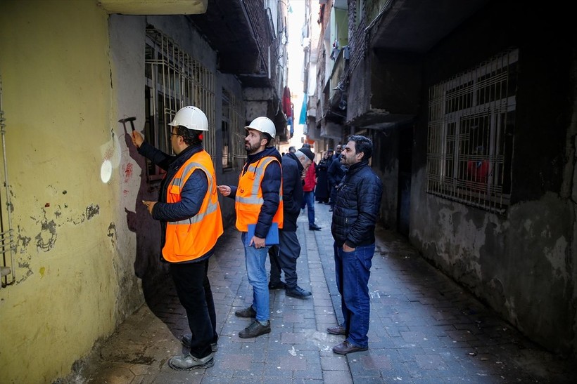 Depremin etkilediği Diyarbakır'da 195 bin konut ve iş yerinde hasar tespiti yapıldı - Resim: 10