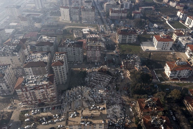 Deprem bölgelerindeki hasar tespit çalışmaları sürüyor: Acil yıkılacak bina sayısı 61 bini geçti - Resim: 15
