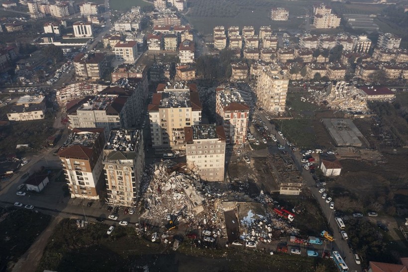 Depremzedelere destek ödemesi hesaplara yatıyor: 10 bin TL deprem yardımı için banka hesabı olmayanlar o yöntemle alabilecek - Resim: 14