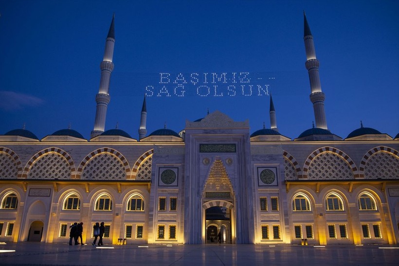 Türkiye'nin dört bir yanında Miraç Kandili idrak edildi! Dualar depremzedeler için - Resim: 47