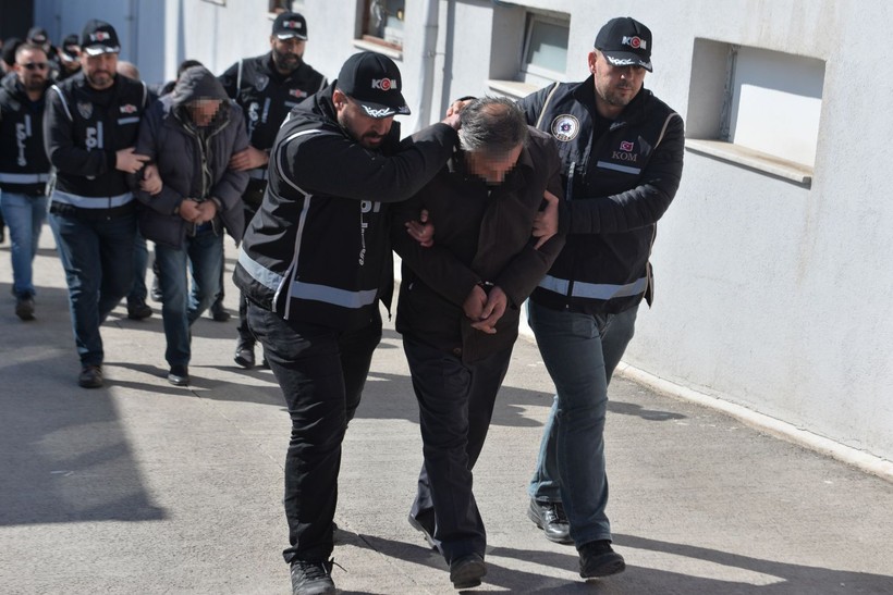 Son dakika! Binalarda tespit edilen yapım kusurlarıyla ilgili yürütülen soruşturmada Malatya, Osmaniye ve Adana'da çok sayıda tutuklama - Resim: 7