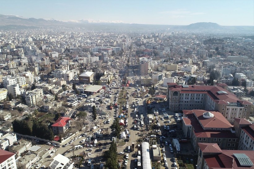 Kahramanmaraş depremi sonrası başlatılan göçük kaldırma çalışmaları hakkında konuşan Prof. Dr. Ahmet Ercan: Kurtarılmayı bekleyen en az 100-120 kişi var - Resim: 3