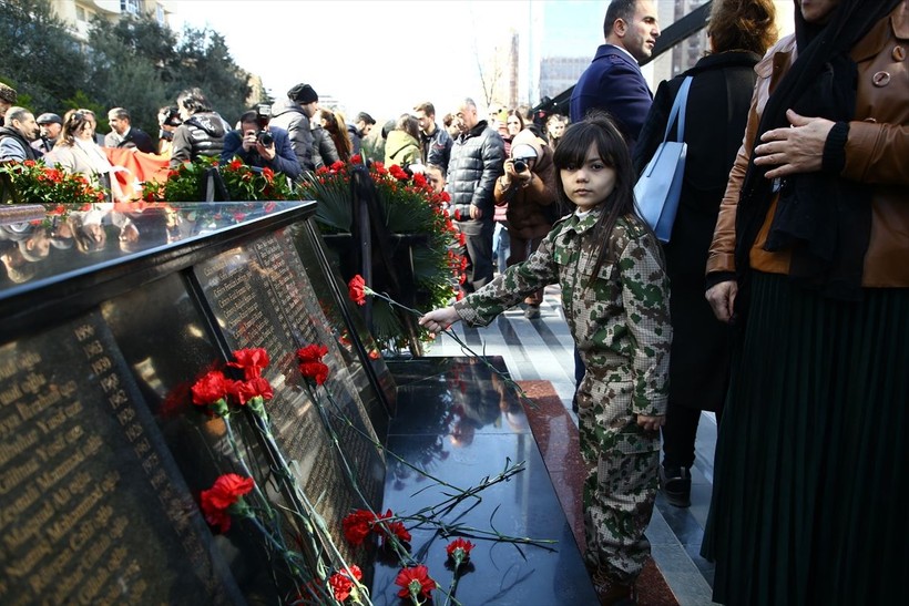 Azerbaycan'da Hocalı Soykırımı kurbanları anıldı! Ermeniler 106'sı kadın, 70'i yaşlı, 63'ü çocuk 613 Azerbaycan vatandaşını katletti - Resim: 18