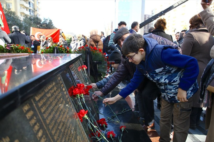 Azerbaycan'da Hocalı Soykırımı kurbanları anıldı! Ermeniler 106'sı kadın, 70'i yaşlı, 63'ü çocuk 613 Azerbaycan vatandaşını katletti - Resim: 22