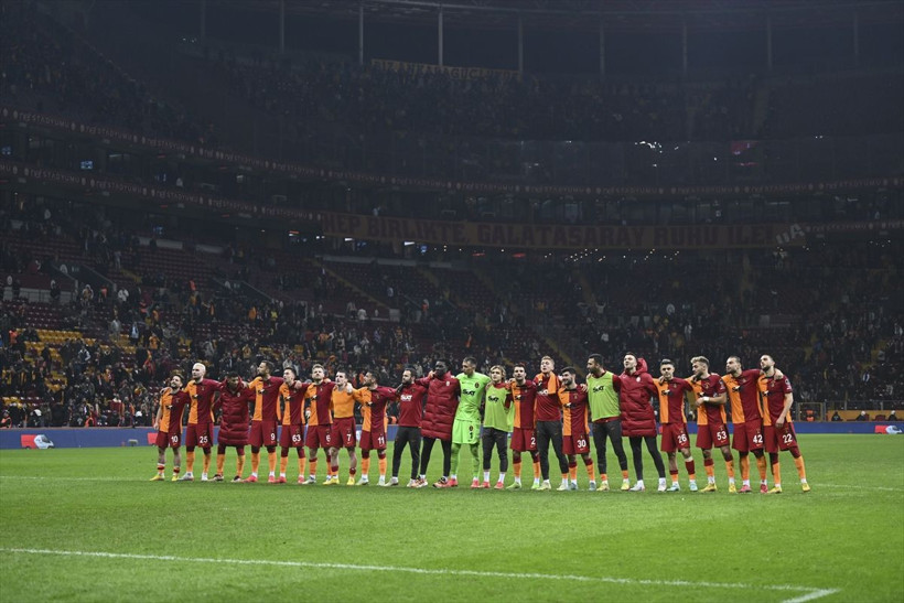 Beşiktaş'ın eski yıldızı Talisca ezeli rakibe imza atıyor - Resim: 1