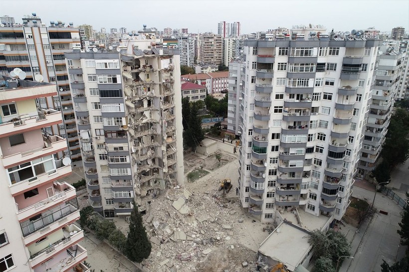 Güçlendirilen kolon, 7,7'lik depremde yıkımın önüne geçti - Resim: 3