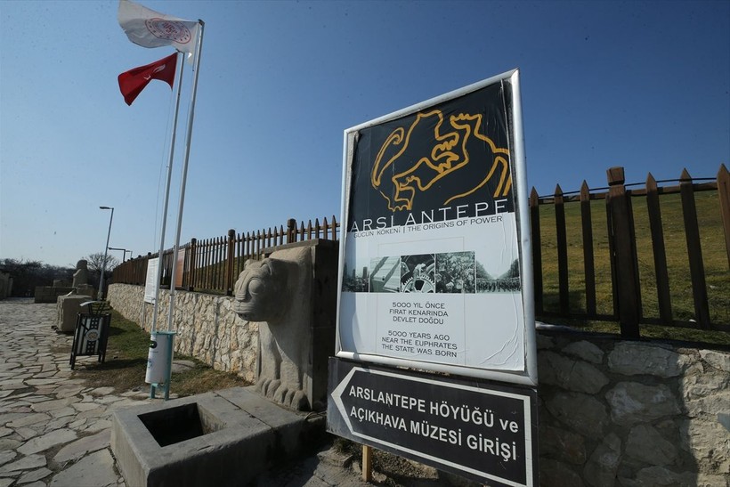 Dünyanın ilk yerleşim yeri olan birçok medeniyete ev sahipliği yapan Arslantepe Höyüğü sallandı ama yıkılmadı - Resim: 7