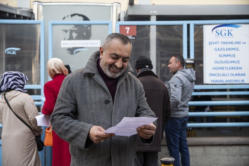 EYT'liler Nisan ayında maaş alabilmek için başvurularını yaparken avans ödemesine 1100 lira bayram ikramiyesi de dahil edilecek - Resim: 2