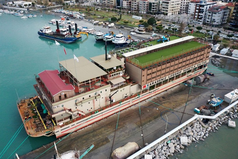 Süheyla Sultan gemisi, Hatay İskenderun'da depremzedeleri ağırlamaya başladı - Resim: 5