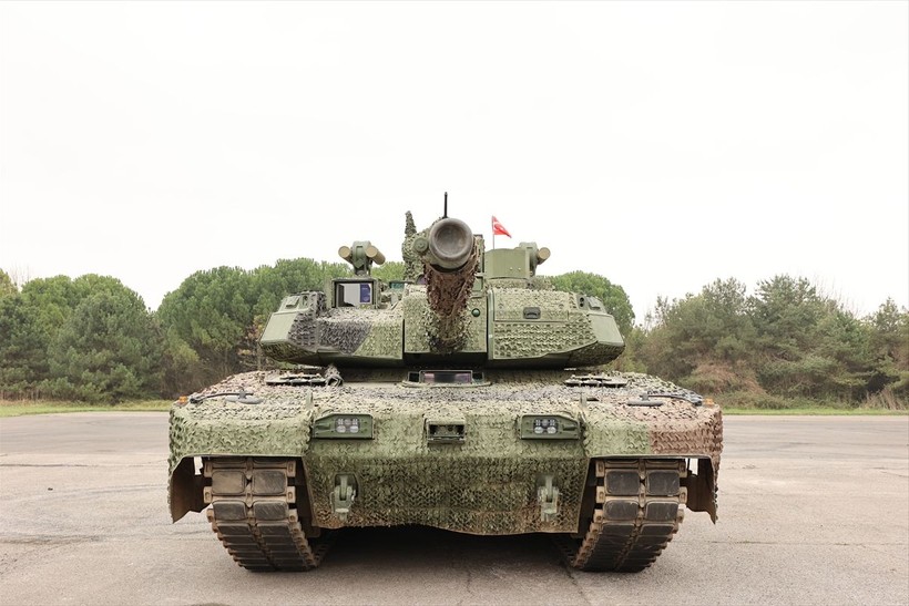 Yeni Altay tankının teslim tarihi belli oldu! TSK'nın sınavına hazır! İlk defa görücüye çıktı - Resim: 1