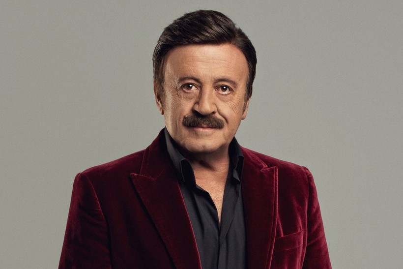 Sanatçı Selami Şahin hakkında şok iddia... Yoldan geçen kadınları ofisine mi davet ediyor? - Resim: 10
