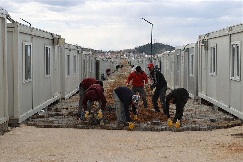 Kahramanmaraş merkezli depremlerin ardından Pazarcık'ta konteyner kent ve TOKİ konutlarının yapım çalışmaları sürüyor - Resim: 20