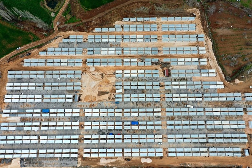 Kahramanmaraş merkezli depremlerin ardından Pazarcık'ta konteyner kent ve TOKİ konutlarının yapım çalışmaları sürüyor - Resim: 26