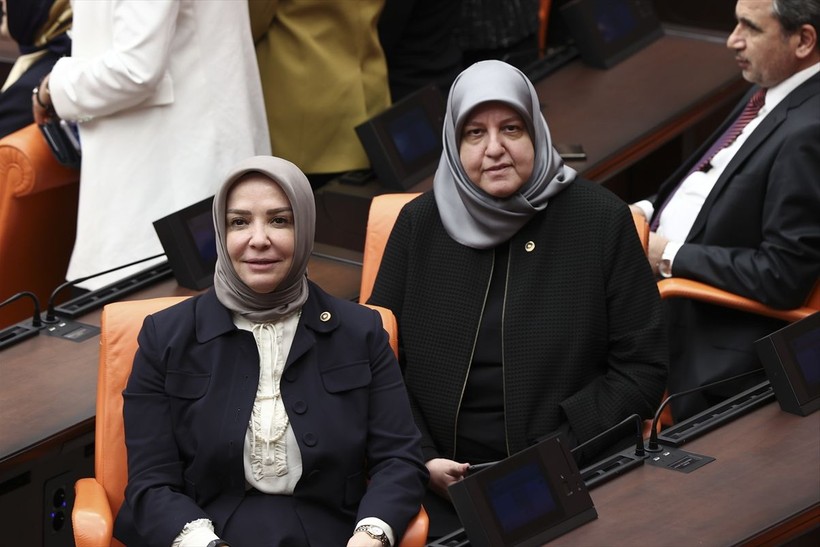 Meclis, Cumhuriyet tarihinin en uzun yasama dönemini geride bırakıyor - Resim: 16
