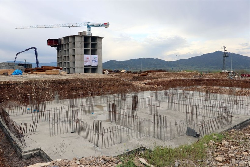 Gaziantep İslahiye'deki deprem konutlarında ilk blok yükseldi - Resim: 3