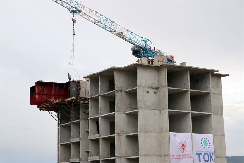 Gaziantep İslahiye'deki deprem konutlarında ilk blok yükseldi - Resim: 5