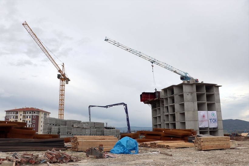 Gaziantep İslahiye'deki deprem konutlarında ilk blok yükseldi - Resim: 6