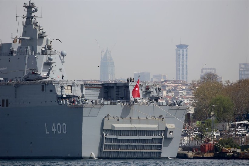 TCG Anadolu gemisi Sarayburnu Limanı'na demirledi: Gemi, yarın vatandaşların ziyaretine açılacak - Resim: 5