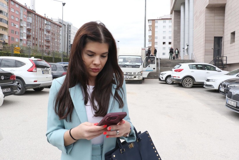 Sihirli Annem'in 'Tuğçe'si Damla Ersubaşı hakkında çıkan müstehcen fotoğraf iddiaları sonrası suç duyurusunda bulundu - Resim: 11