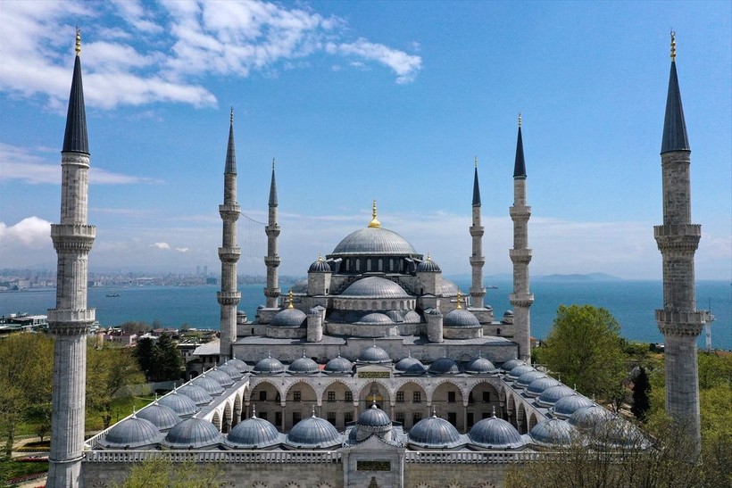 Restorasyonu tamamlanıp yeniden açılan Sultanahmet Camii'nden eşsiz görüntüler - Resim: 8