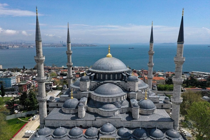 Restorasyonu tamamlanıp yeniden açılan Sultanahmet Camii'nden eşsiz görüntüler - Resim: 11