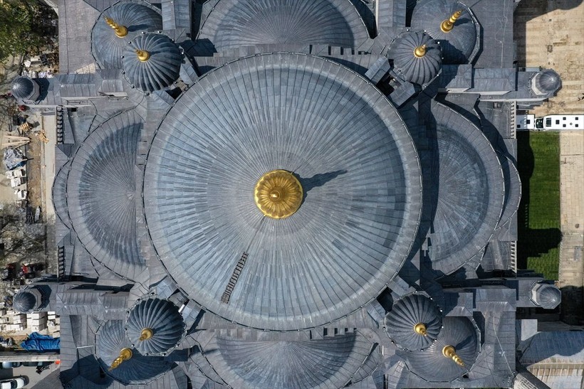 Restorasyonu tamamlanıp yeniden açılan Sultanahmet Camii'nden eşsiz görüntüler - Resim: 13
