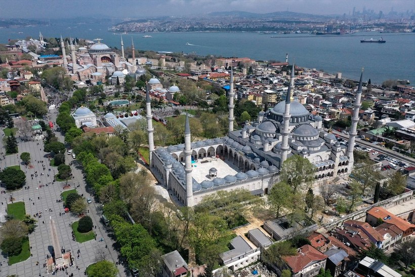 Restorasyonu tamamlanıp yeniden açılan Sultanahmet Camii'nden eşsiz görüntüler - Resim: 18