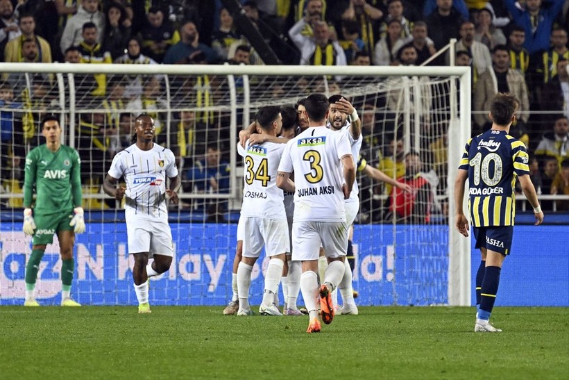 Fenerbahçe büyük fırsat tepti! Bu kez son dakikada yıkıldı - Resim: 7
