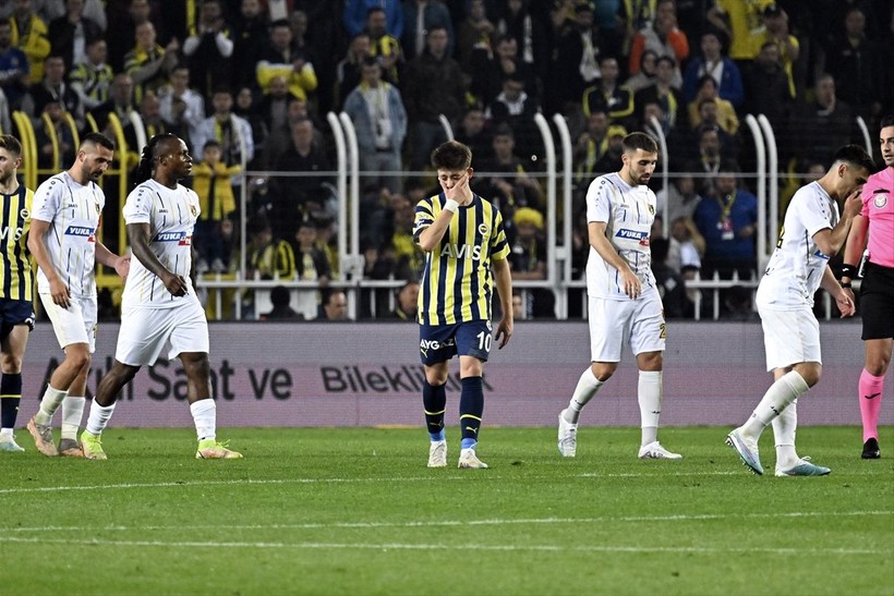 Fenerbahçe büyük fırsat tepti! Bu kez son dakikada yıkıldı - Resim: 9