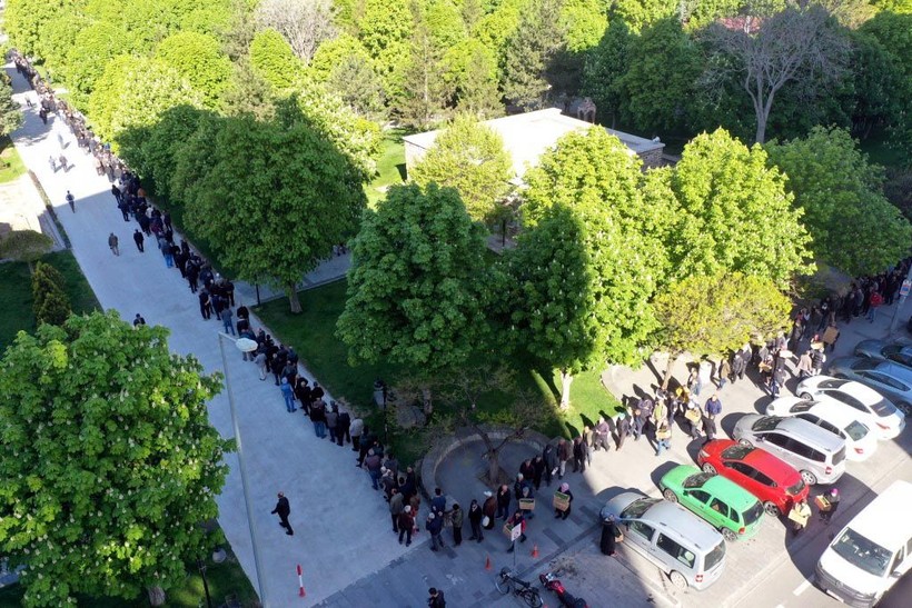 Duyan geldi! Kayseri'de sonu görünmeyen kuyduk - Resim: 1