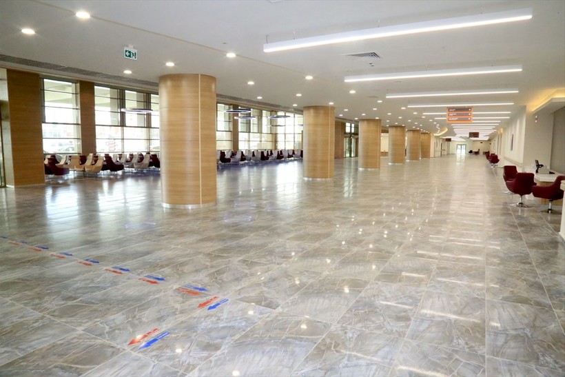 Erzurum Şehir Hastanesi bölgenin sağlık üssü haline geldi - Resim: 10