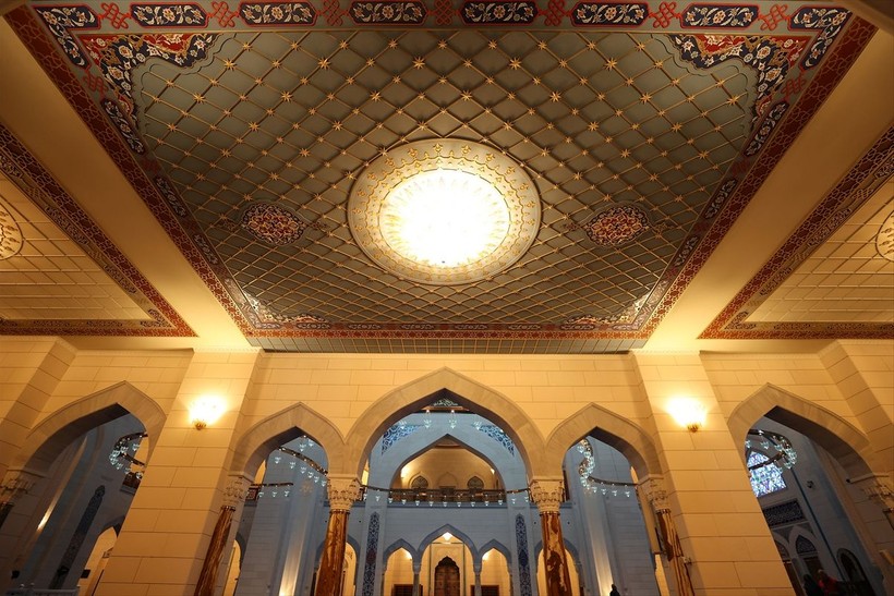 İstanbul Levent'te plazaların arasında görkemli bir cami: Barbaros Hayrettin Paşa Cami! Cumhuriyet tarihinde bir ilkle açıldı - Resim: 12