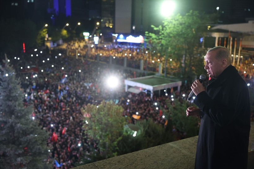 Dünya Türkiye'deki seçimi manşetlerine taşıdı! Economist'ten geri hamle - Resim: 6