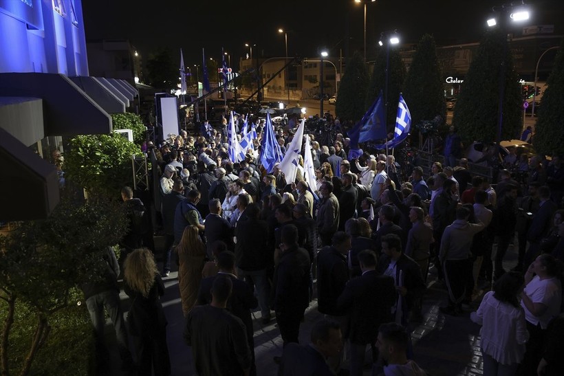 Yunanistan'da resmi olmayan seçim sonuçları açıklandı! Yüzde 40 ile yeniden Miçotakis - Resim: 1